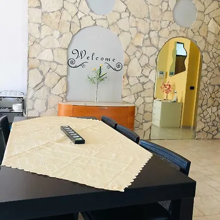 Oda ve Kahvaltı Le Nuove Porte Di